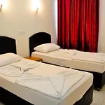 Apart-hotel Mitos