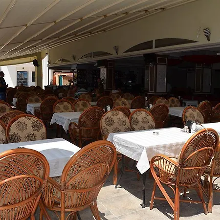 Apartahotel Mitos 3*