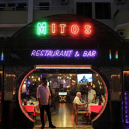 Mitos Aparthotel