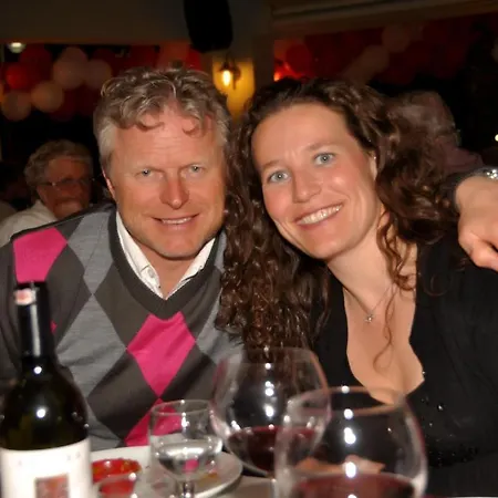 Ξενοδοχείο με διαμερίσματα Mitos