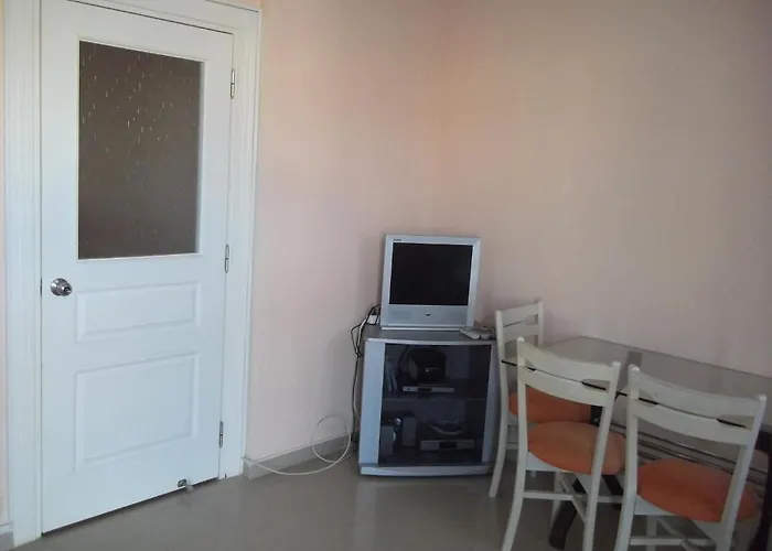 Ξενοδοχείο με διαμερίσματα Mitos