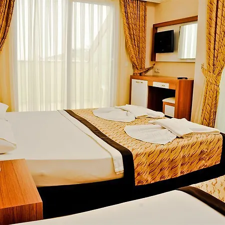 Mitos Aparthotel 2*